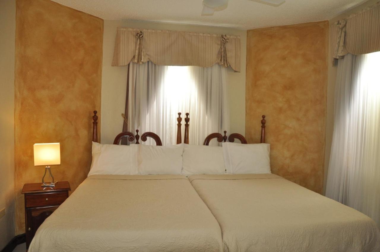 Beach Penthouse A25 Sandcastles Очо-Риос Экстерьер фото